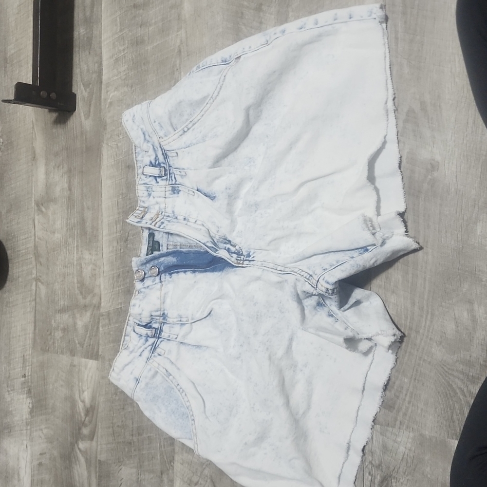 Wid Fable Acid Wash Shorts